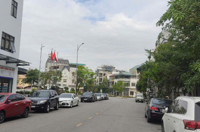 Nhà Xây kiên cố ngay cạnh trung tâm phường Hồng Hải thành phố Hạ Long, cần bán