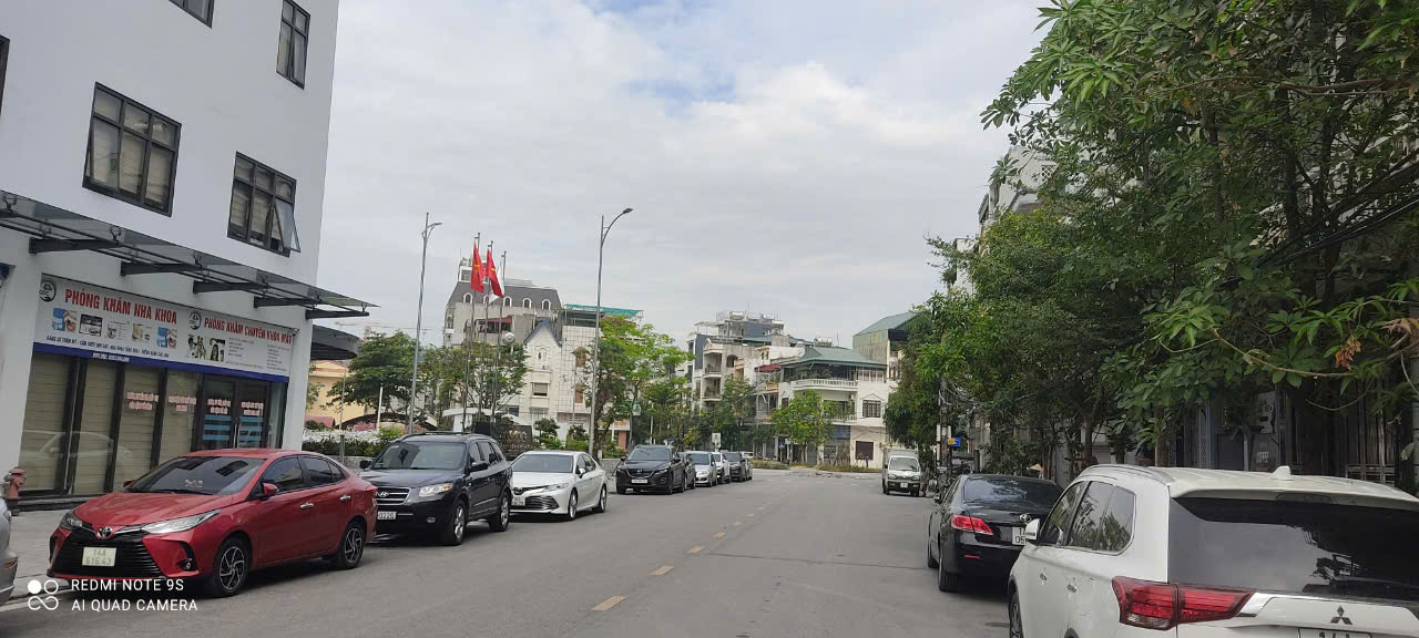 Nhà Xây kiên cố ngay cạnh trung tâm phường Hồng Hải thành phố Hạ Long, cần bán